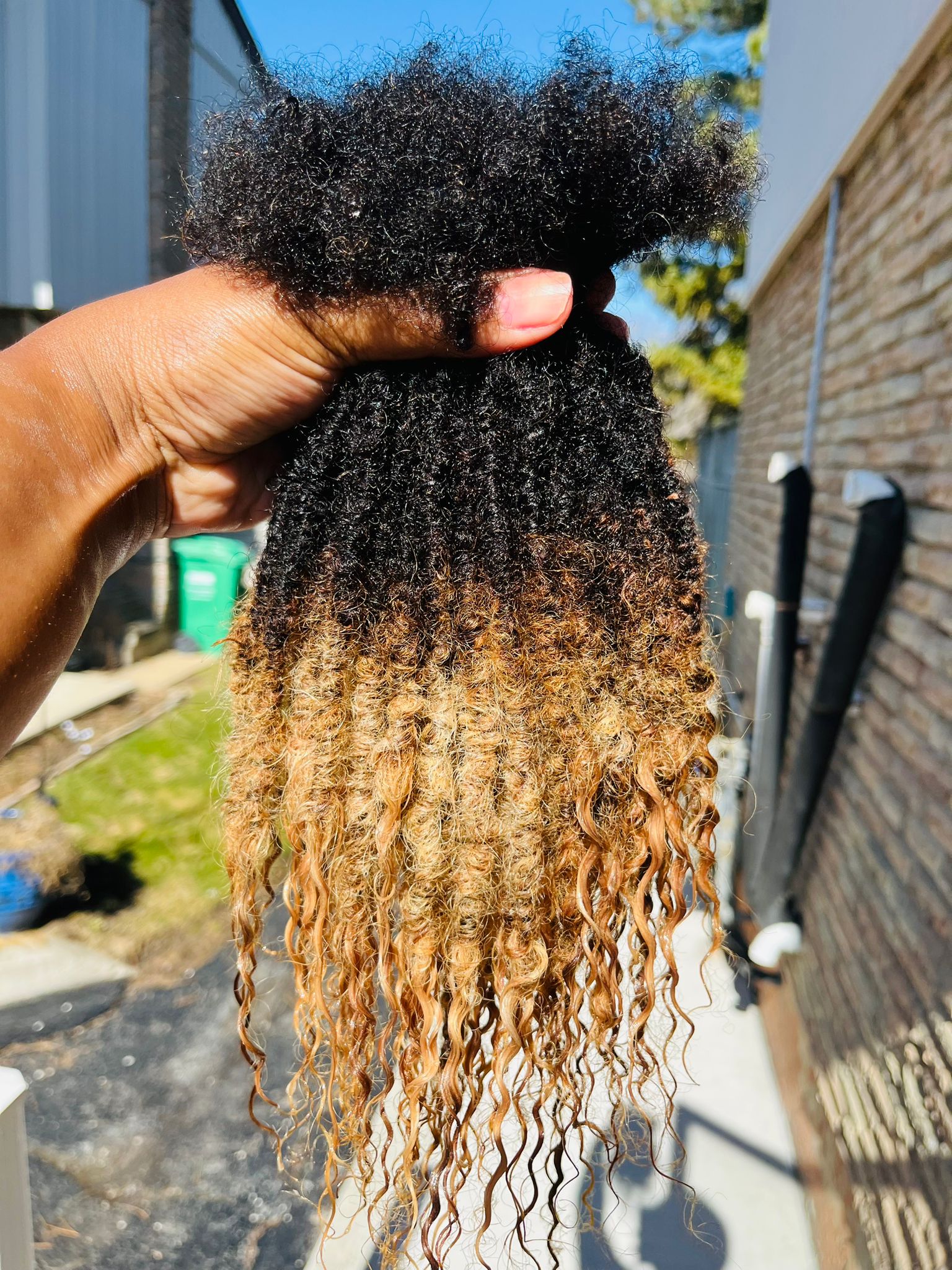 (100 Locs) Honey Blonde Goddess Locs